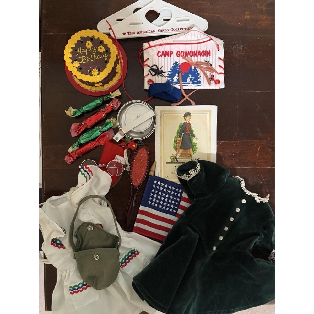 Vintage American Girl Doll Molly Accessories & Outfits - Birthday Cake, 2 Hanger